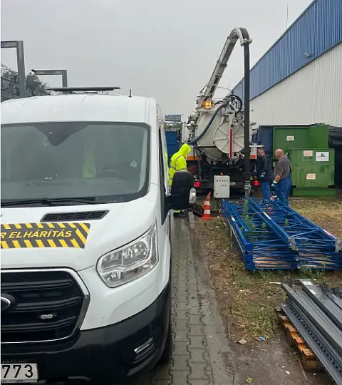 Duguláselhárítók és a rohamkocsi