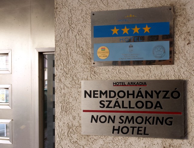 Négy csillagos, nem dohányzó szálloda